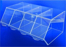 Контейнер от Плексиглас с Четири Гнезда за Насипни Храни и Лакомства