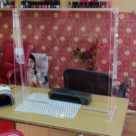 Предпазни защитни прегради, екрани и паравани от прозрачен плексиглас