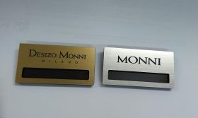 Персонализиран бадж с  игла