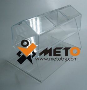 Въртяща шестстенна плексигласова урна на стойка – размер 450/6х150мм , идеална за томболи и игри в казина